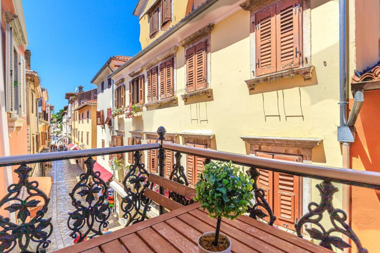 Two Bedroom Apartment La Mer Porec Exterior photo
